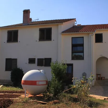 Apartmán Valbandon 7304a Fažana